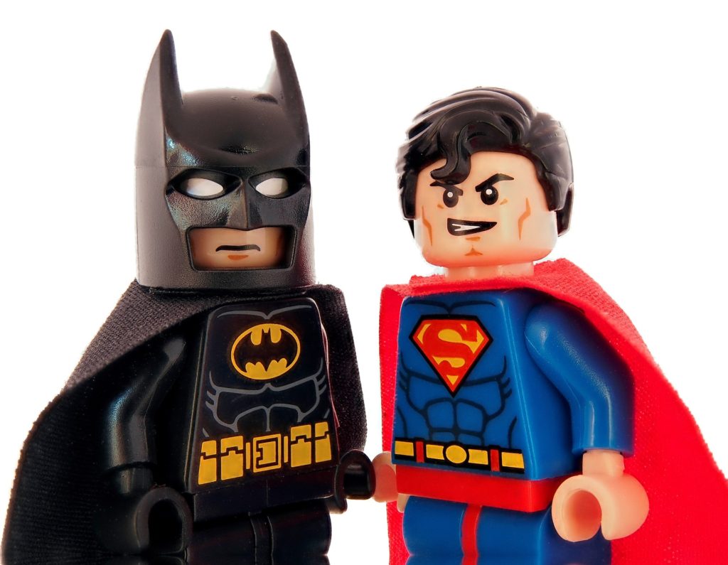 batman(backlink)-superman(keyword)